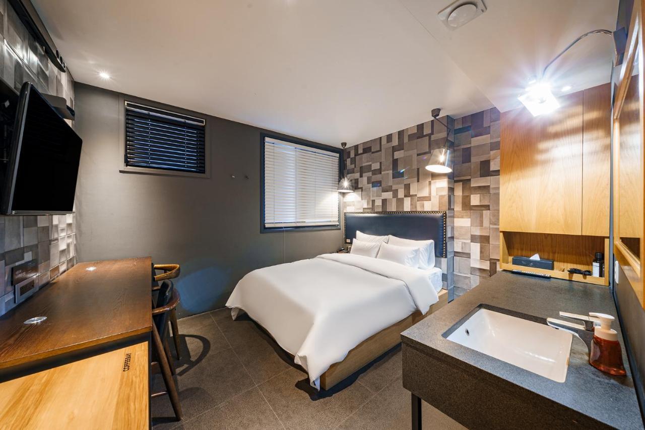 סיאול H-Avenue Hotel Yeoksam מראה חיצוני תמונה