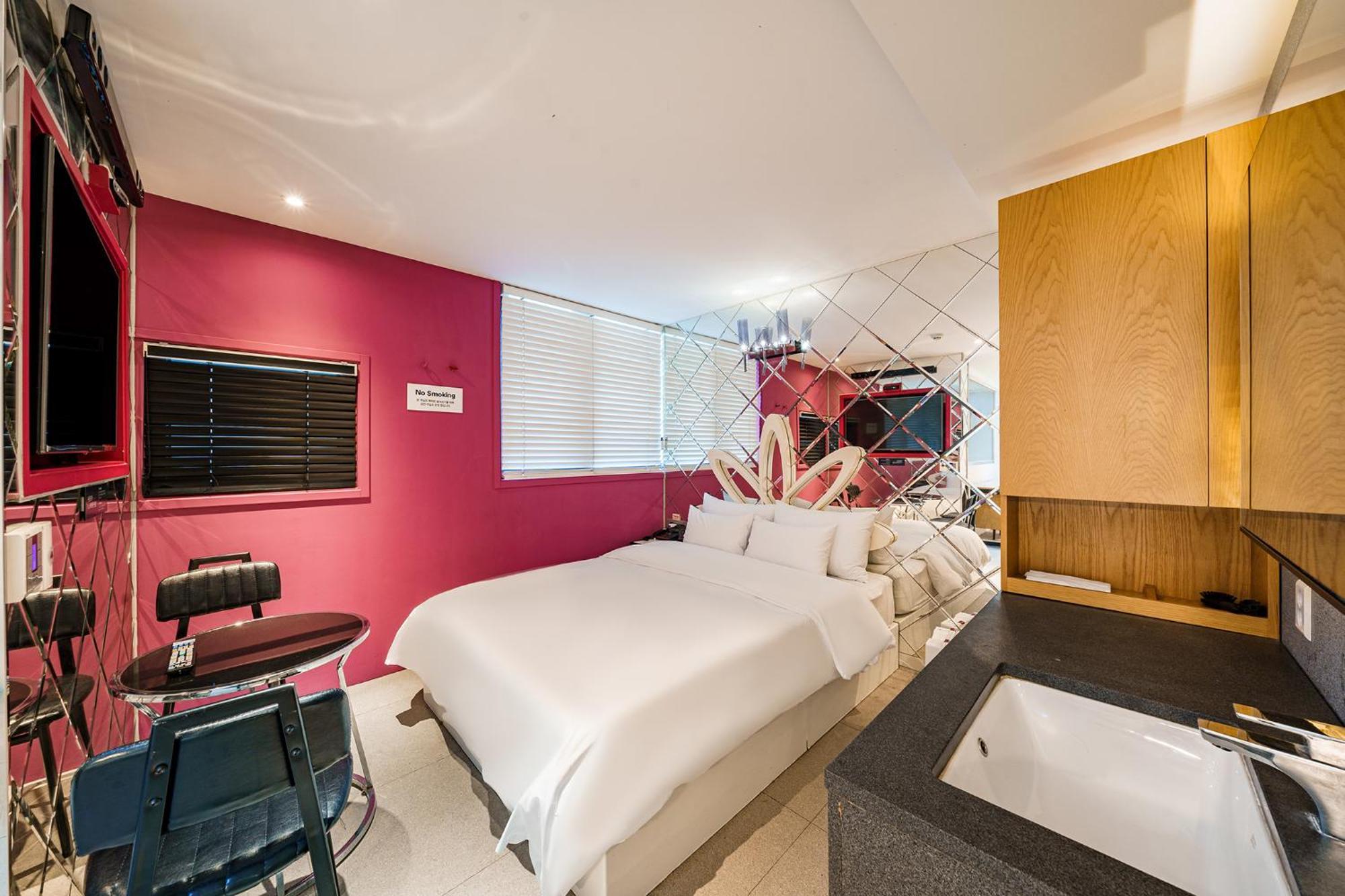 סיאול H-Avenue Hotel Yeoksam מראה חיצוני תמונה