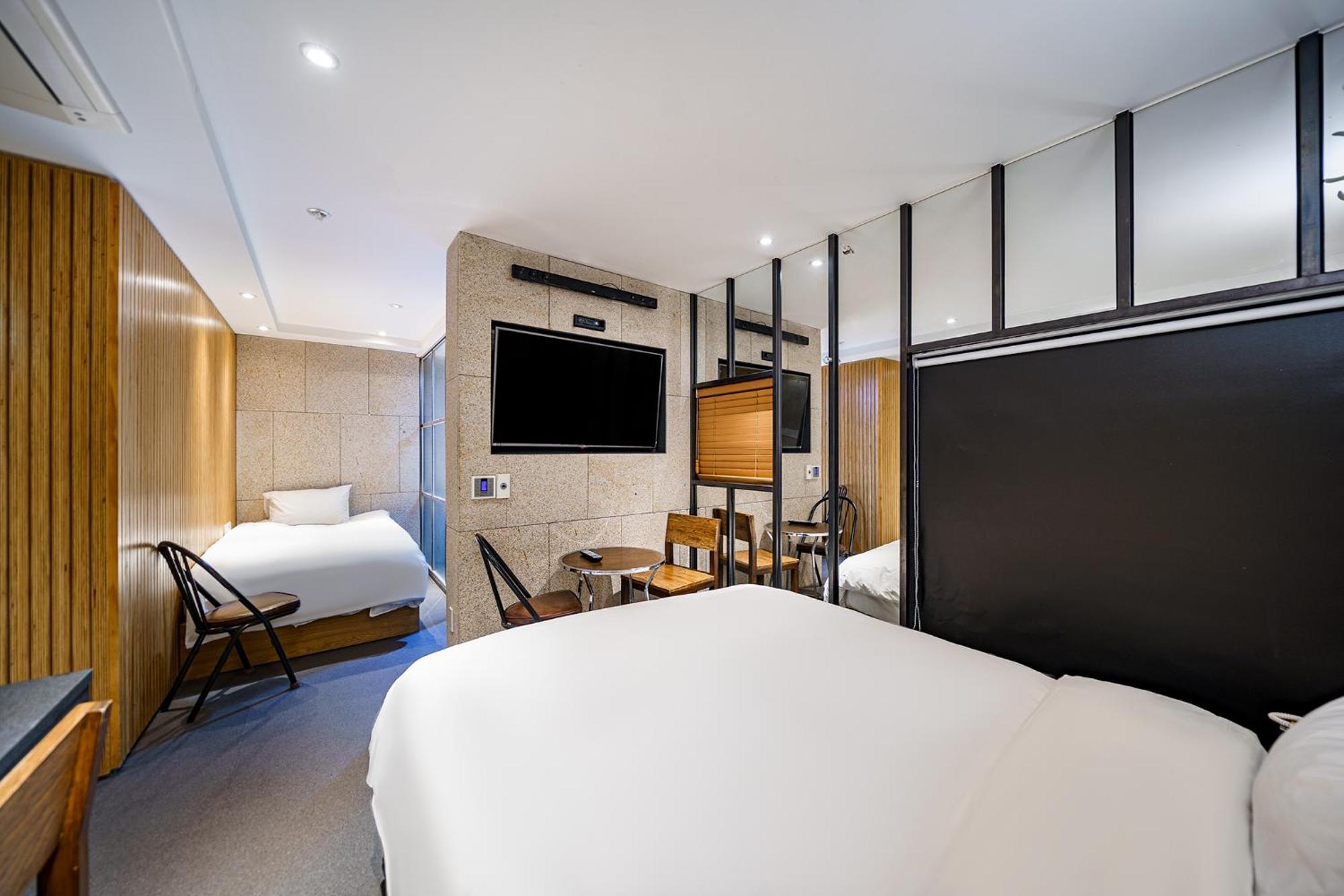 סיאול H-Avenue Hotel Yeoksam מראה חיצוני תמונה